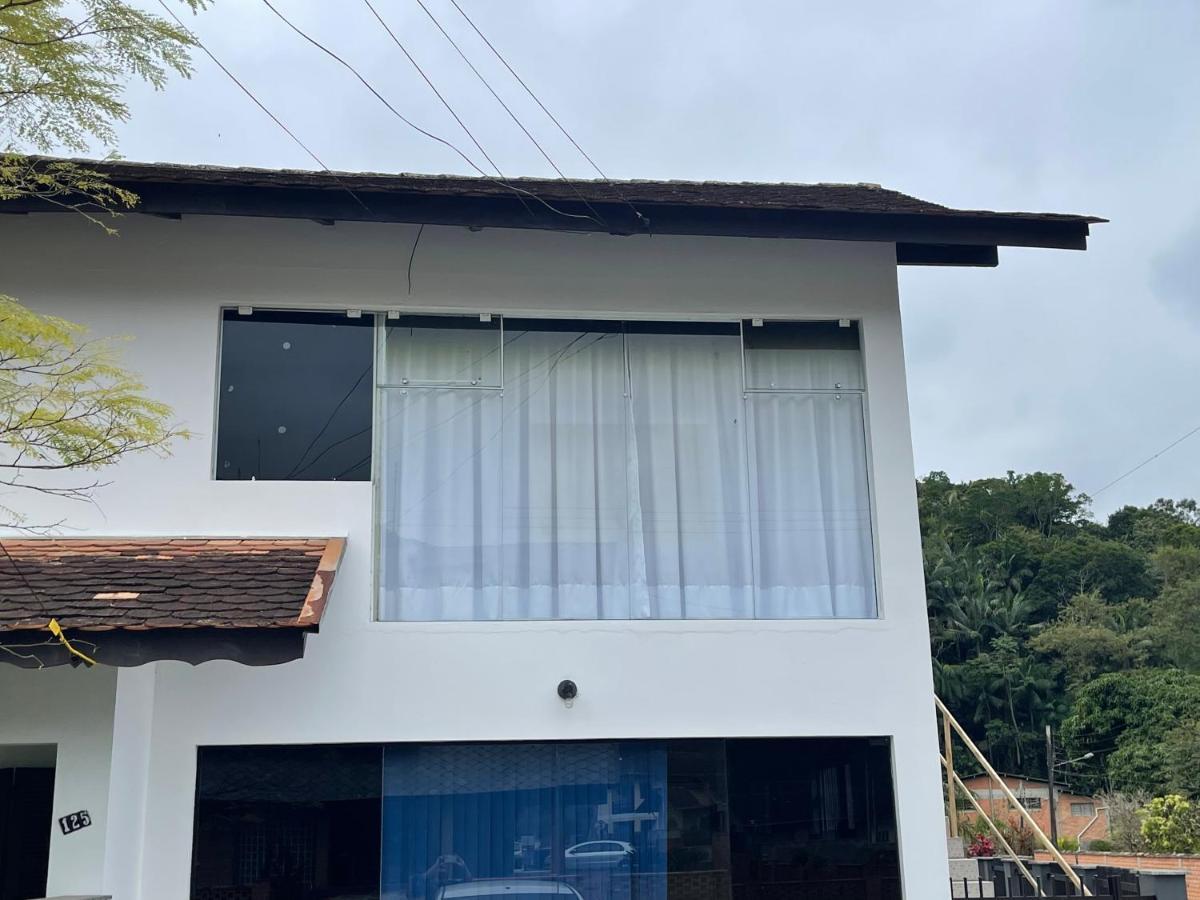Apartamento Melhor Localizado Em โปเมโรเจ ภายนอก รูปภาพ